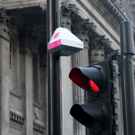 The Breathe London stationary network is made up of 100 AQMesh pods, each containing a collection of small sensor-based air quality monitors that offer near real-time localised air quality information.